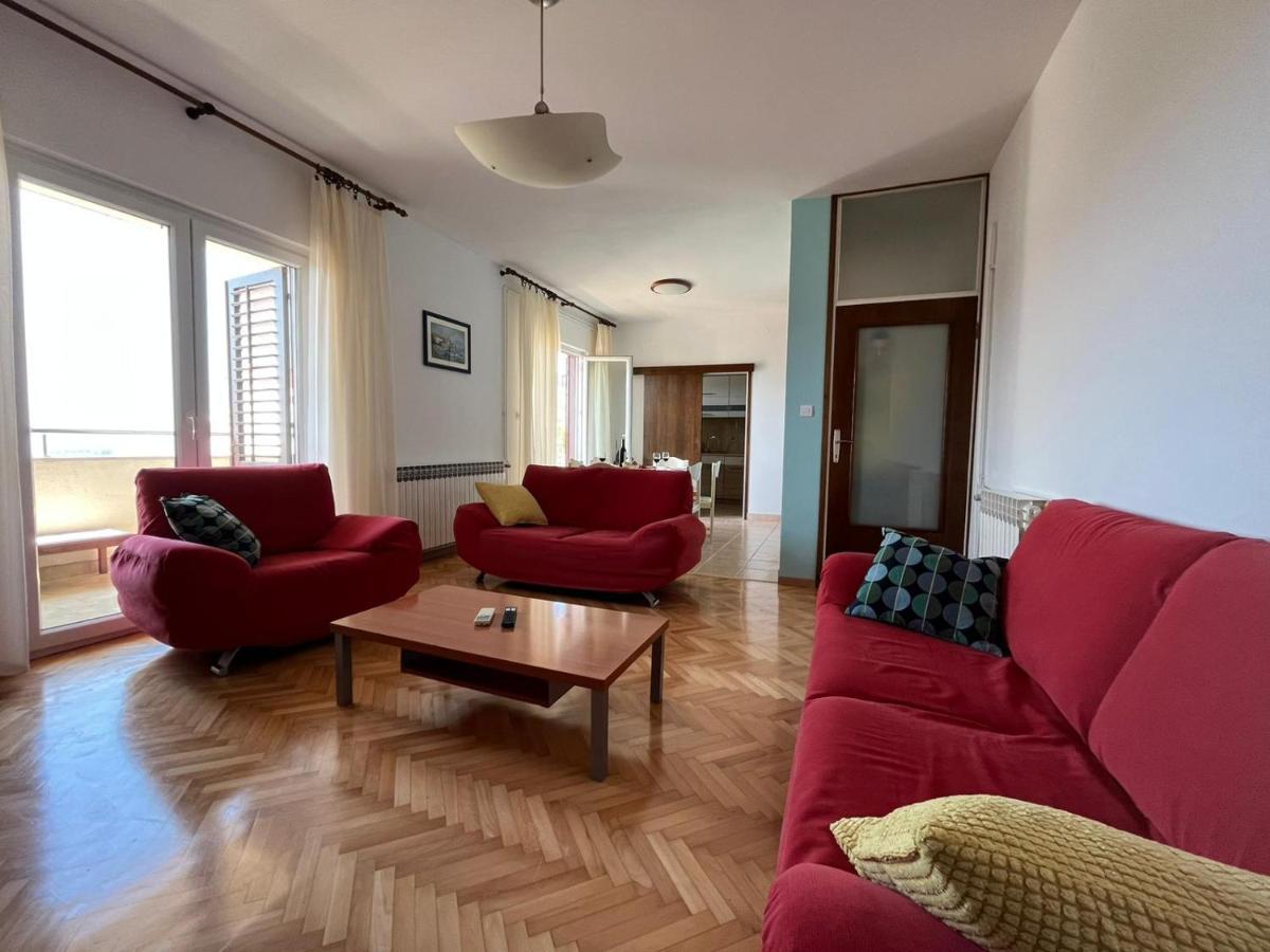 Apartment Lily Подстрана Экстерьер фото