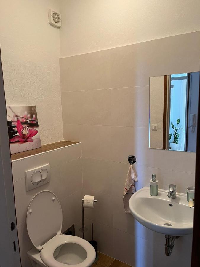 Apartment Lily Подстрана Экстерьер фото
